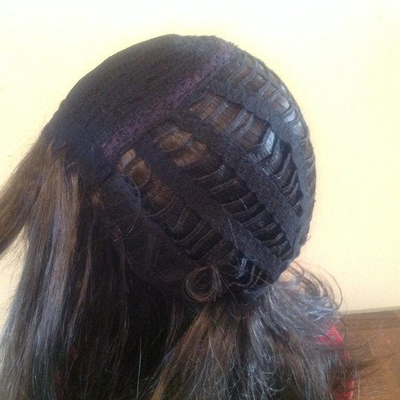 Medium Length Ash Brown Synthetic Wig **LIKE NEW** - Picture 8 of 9